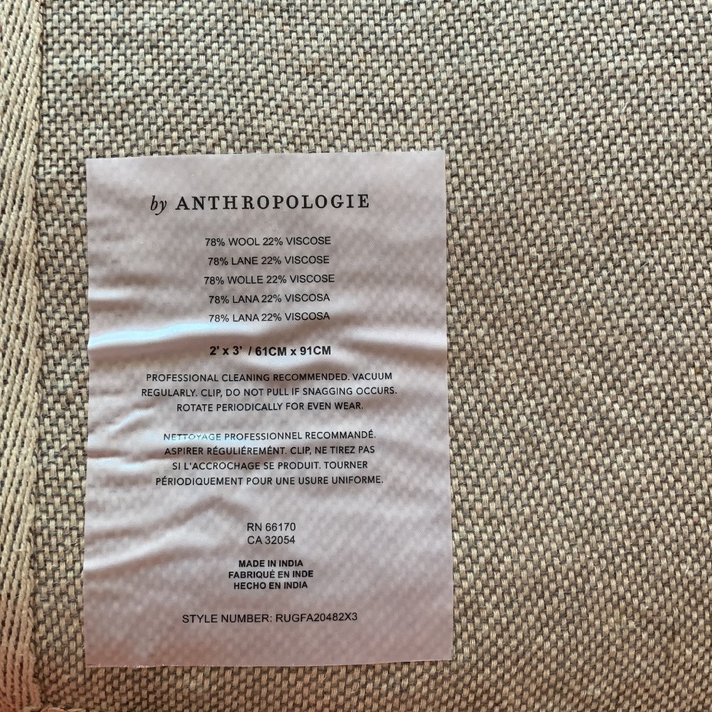Anthropologie tufted Octavia rug new out of package 2x3 - Picture 8 of 8